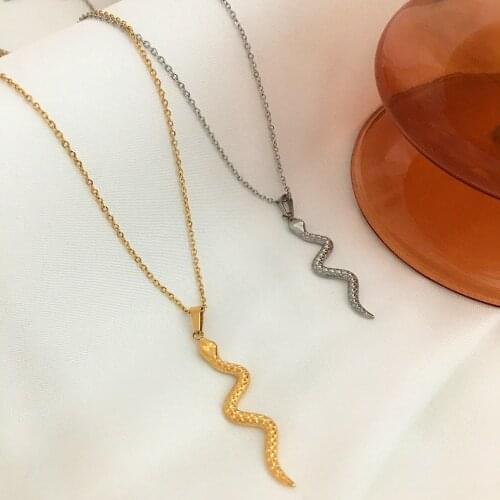 Monlansher Gold Silver Color Cute Curved Snake Pendant Necklace Metal Titanium Steel Choker Vintage Statement Necklaces Jewelry