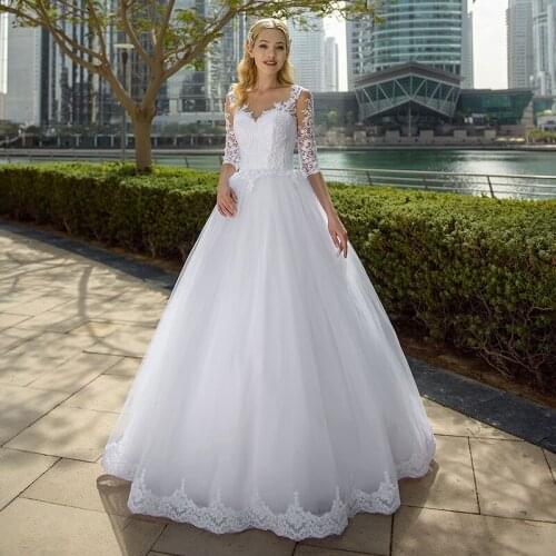 Modest Tulle A-line Half Sleeve Wedding Gowns 2021 O-neck Lace Appliques Plus Size Bridal Dress with Lace-up