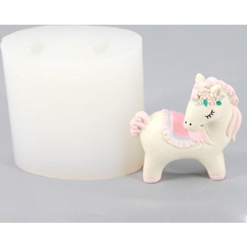 3D Cute Horse Plaster Ornaments Silicone Mold Scented Candles Handmade Soap DIY With Souvenir Materials Epoxy Tools Supplies