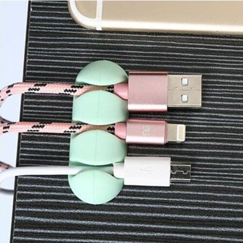 Creative Silicone Wire Organizer 2 Packs Simple Paste Computer Desktop Data Cable Clip 3 Card Slots Winder USB Cable Protector