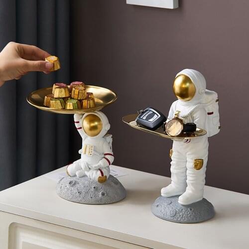 Nordic Home Decoration Astronaut Sculpture Resin Character Model Metal Tray Storage Living Room Decoration Accessories Gifts