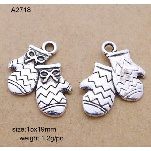 50pcs Charms Christmas Gloves 19*15mm Tibetan Silver Pendant Findings Accessories DIY Vintage Choker Necklace