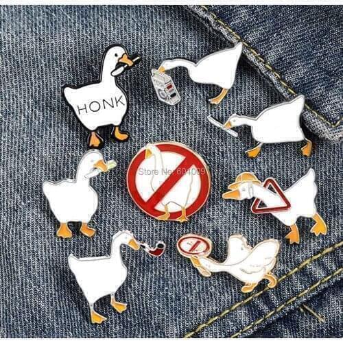 20/Lot 9 Styles Goose Game Brooch Pin For Lapel Figure Toys