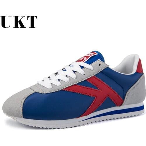 Light Non-slip Man Sneaker Soft Wear Resistant Male Running Shoes Outdoor Lace-Up Breathable Adults Men Sport Shoes Size 35-44