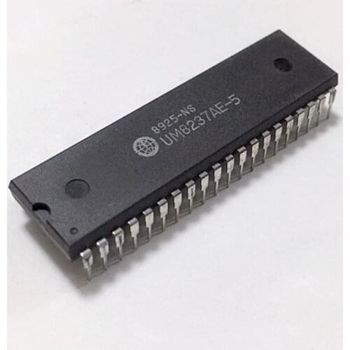 2pcs UM8237AE-5 UM8237AE Package DIP40 Clock Generator / Driver