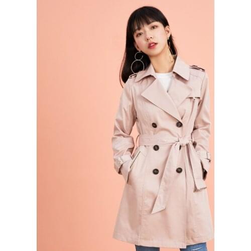 Temperament suit collar coat womens pink coat spring new shoulder badge Korean waist windbreaker small man