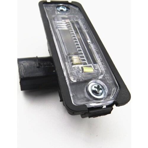 1J6943021B Automobile License Plate Light Accessory Replacement For VW Beetle GOLF MK4 Lupo Phaeton Polo 1J6 943 021B