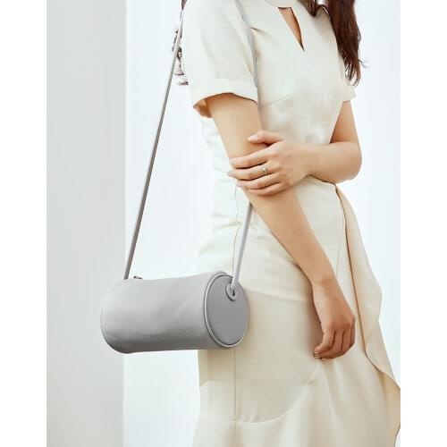 Natural First Layer Cow Leather Women Crossbody Bag Lovely Small Genuine Leather Pillow Barrel-shaped Bags