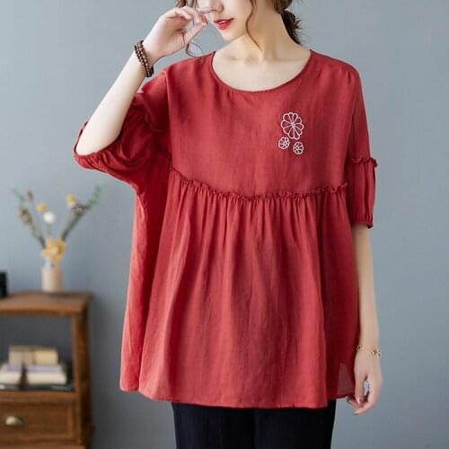 Women Cotton Linen Casual T-shirts New Arrival 2021 Summer Korean Style O-neck Vintage Embroidery Loose Female Tops Tees B585