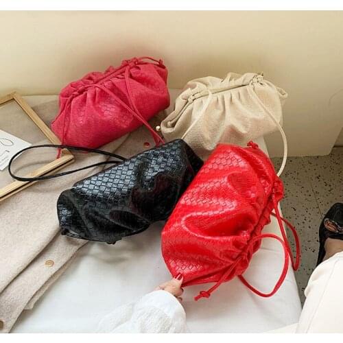 Women Vintage Handbag Leather Hand Weaving Hobos Retro Cloud Bags For Women Fashion Shoulder Bags Crossbody Bag