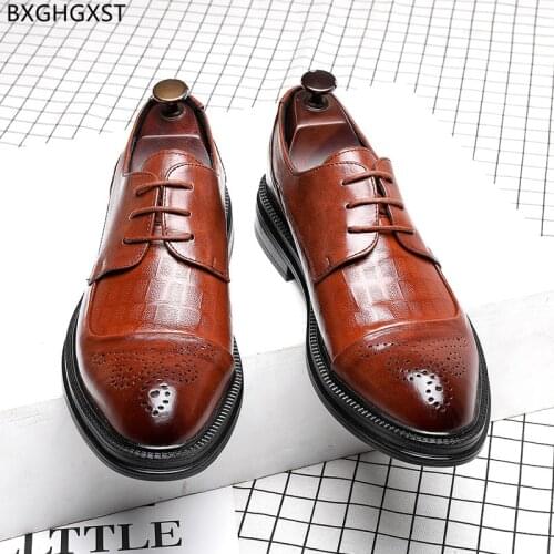 Black Oxford Shoes for Men 2021 Fashion Brown Man Wedding Shoes Luxury Brand Brogue Men Dress Shoes Mens Chaussure Homme Zapatos