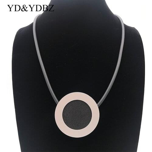YD&YDBZ New Jewelery Girl Necklace Birthday Gift Women Sexy Leather Necklace Kolye Choker Chain Bondage Neck Black Pendants 2020