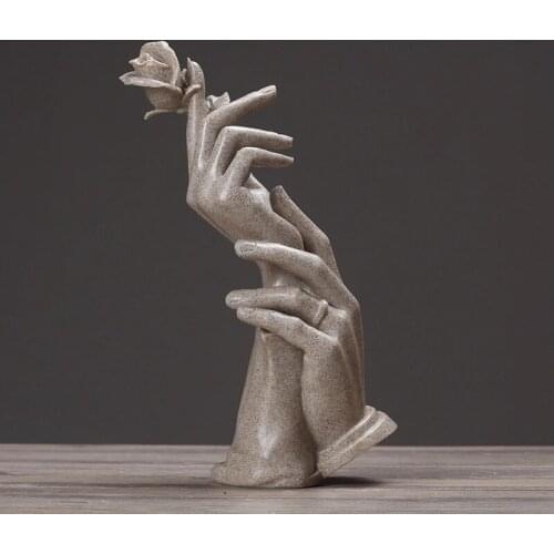 Creative Abstract Sculpture Decoration Wedding Gifts Home Living Room Wine Cabinet Cafe Decoration Modern Home Crafts