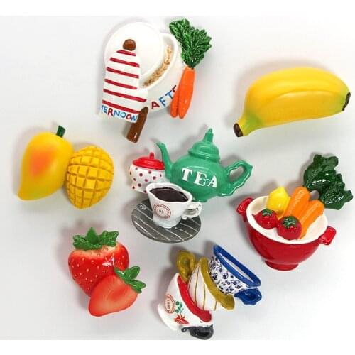 Bionic food fridge magnet creative magnetic refrigerator stick banana mango strawberry carrot cup model refrigerator decoration