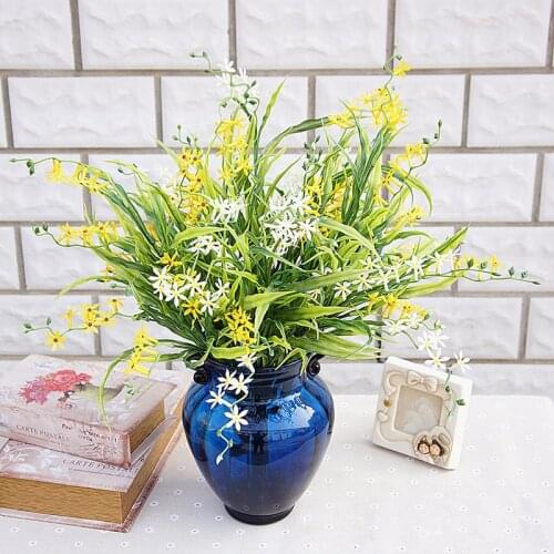 1PC Bellflower Artificial flower Plastic Fake Flowers for Wedding Party Home Display Ornaments Flower Arrangement Decor