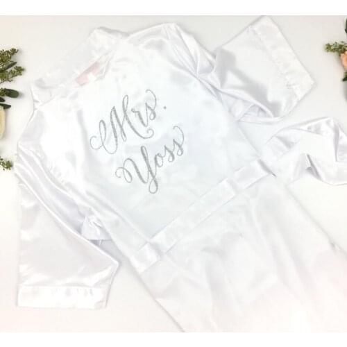 Personalize Wedding Day Robe Bridal Lingerie Shower personalised Maid of Honor kimono bathrobe silk Robe Flower girl kimono