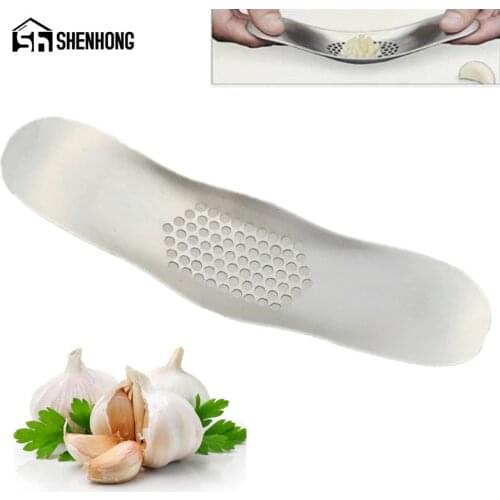 Stainless steel garlic press grinding slicer mincer metal novelty kitchen accessories new design ginger crusher chopper cutter