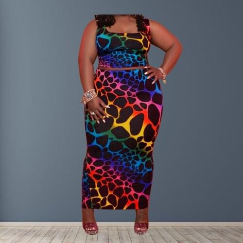 2021 Summer Woman Two Piece Suit Plus Size Loose Sexy Casual Square Collar Printed Tight Bag Hip Fashion Woman Two Piece Suit