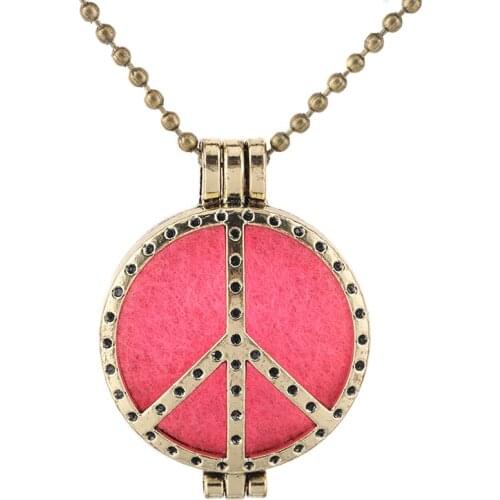19 Style Selling Aroma Diffuser Necklace Open Vintage Locket Pendant Perfume Essential Oil Diffuser Aromatherapy Locket Necklace