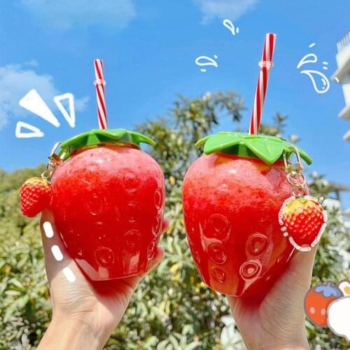 Cute Strawberry shape Water Bottle Cup with straw 500ml Straw Cup Milk Water Drinking Cup Juice tumbler Cup Straw Mug Drinkware