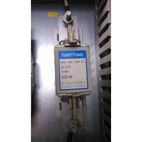 Fuses: KHD1 32A 700VDC 100KA gR / KHD00 200A 500VDC gR