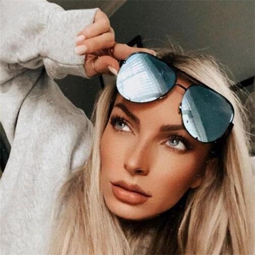 New black Pilot Sunglasses Women Alloy Designer Fashion Gradient Sun Glasses Trendy Luxury Shades Lunettes femme UV400