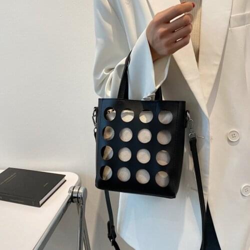 Summer Round Hole Hollow Crossbody Bag Woman Fashion Pu Leather Zipper Handbag Women 2021 High Quality Tote Shoulder Bag Womens