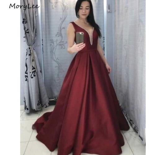 Prom Dresses Burgundy V-Neck Sleeveless A-Line Satin Crystal Prom Dresses With Lace Up Back vestidos de fiesta de noche