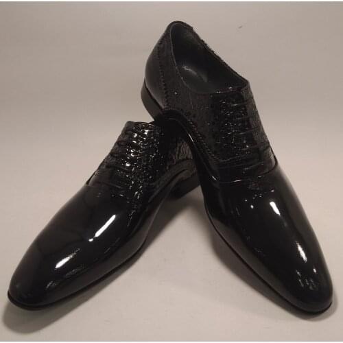 Mens Classic Shoes High Quality Genuine Leather Patent Leather Italian Mold Invitation Tuxedo Wedding Suit Business Shoes