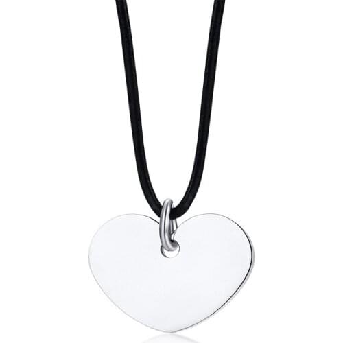 2021 Japanese And Korean Jewelry Stainless Steel Peach Heart Pendant Simple Style And Temperament Necklace Suitable For Women