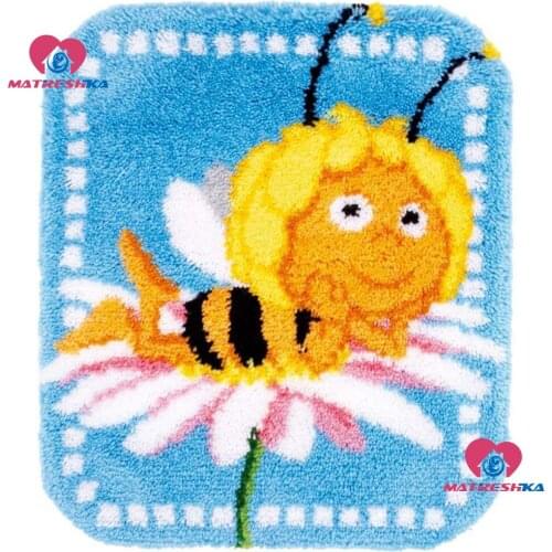 Latch Hook Rug Kits"fly bee"knitted carpet embroidery Crocheting needle for carpet embroidery Yarn Foamiran for crafts crochet