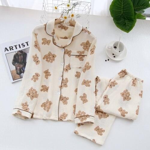 Spring / Autumn Bear Piglet Long Sleeve Trouser Suits Gauze Womens Pajamas Casual Comfortable Lapel Home Clothes 2 Piece Set
