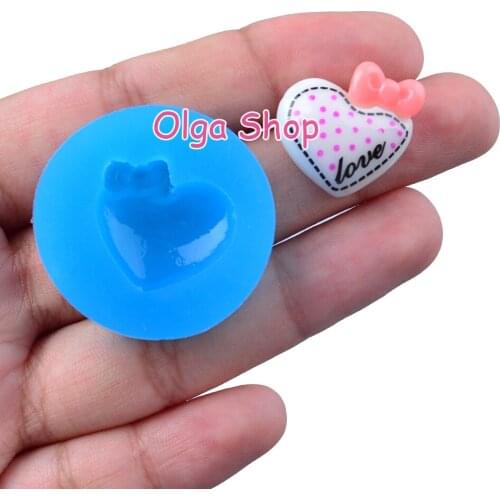 PYL236 17.0mm x 18.6mm Heart-shaped Silicone Mold Fondant Cake Decoration Candy Resin Clay Earrings Necklace Craft Soap Candle