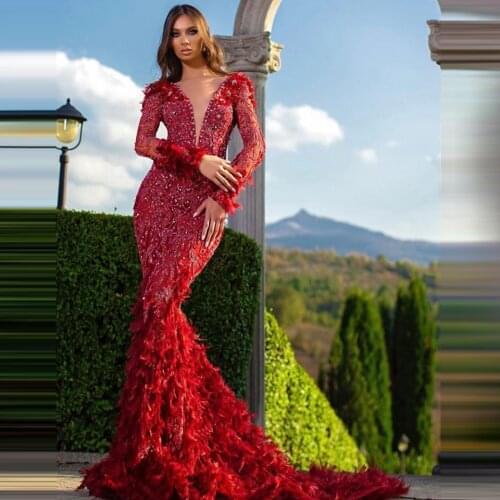 Beaded Feathers Mermaid Prom Dresses Red Long Sleeves Sheer V-neck Appliques vestidos de fiesta de noche In Evening Dresses