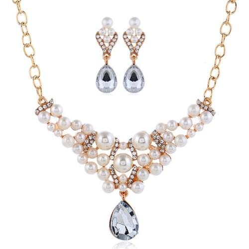 Fashion wedding necklace jewelry for women with faux pearls rhinestone design female engagement choker set
