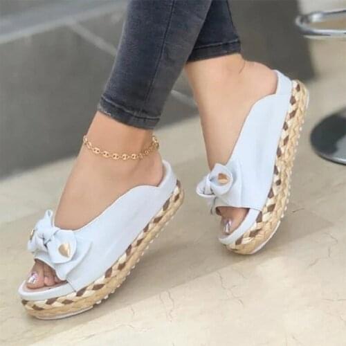 Women Woven Thick Sole Slippers Stitching Comfortable Ladies Sandals Flat Sandals Female Open Toe Beach Shoes Ladies Footwear