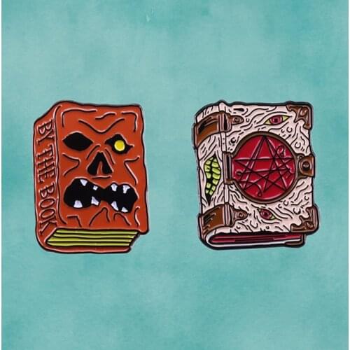 Evil dead necronomicon book Enamel Pin Ash Williams Horror Movie Wiccan Spellbook Witch Zombie brooch badge