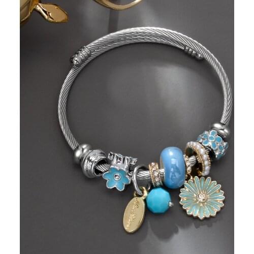 Fashion Daisy Flower Cuff Bracelet For Women Boho Stainless Steel Bracelets & Bangles Korean Pearls Bead Charms Jewelry 2021 New