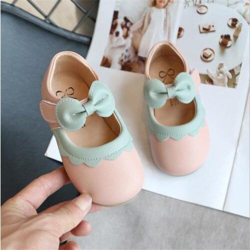 2021 spring and autumn new girls' leather shoes cartoon bow princess shoes soft sole anti slip small leather shoes dress shoes