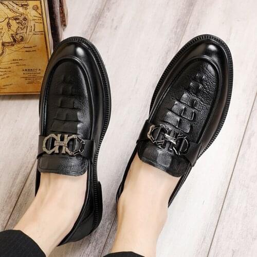 2021 Newest M-anxiu Fashion Black Loafer Shoes Mens Leather Shoes Business Dress Casual Leather Shoes Flat Shoes
