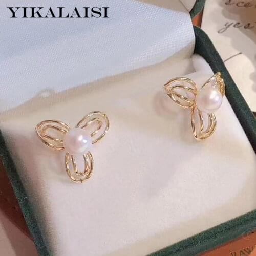 YIKALAISI 925 Sterling Silver Jewelry For Women 6-7mm Round Natural Freshwater Pearl Earrings simple design wholesale