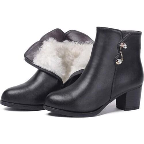2020 Autumn Genuine Leather Boots Side Zipper High Heel Martin Boots Plush and Wool Warm Snow Boots Winter Women Boots Plus Size