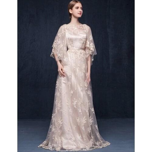 2020 Vintage Champagne Bateau Neck Half Sleeve Lace Evening Dresses Arabic Dubai Prom Gowns Formal Party Dress Abendkleide