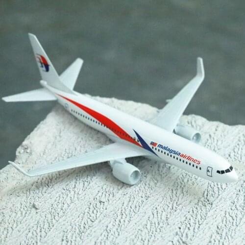 Malaysia one world B737 Red Aircraft Model 6" Metal Airplane Diecast Mini Moto Collection Eduactional Toys for Children