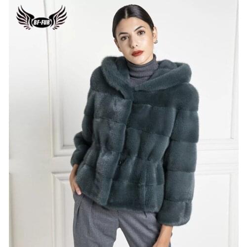 Women Fashion Short Genuine Mink Fur Jacket With Hood Natural Whole Skin Real Mink Fur Coat Russian Winter Fur Coats Outwear