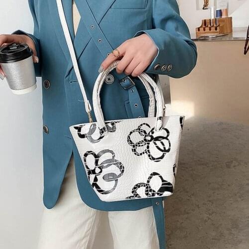 Classic Crocodile Pattern Pu Bucket Handbag for Women Fashion Flower Print Buckle Ladies Shoulder Bag