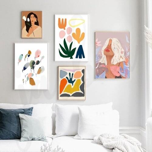Modern Fashion Woman with Flower Wall Art Garden PLants Canvas Painting Posters and Prints Gallery Aisle Unique Home Decor