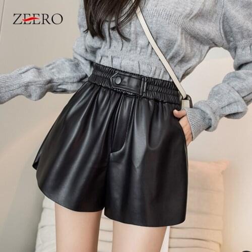 Huan-Qing Women's Leather Shorts