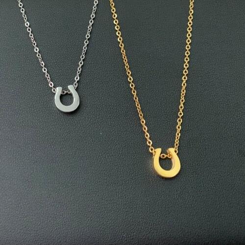 Stainless Steel Simple Glossy Horseshoe Shape Pendants Necklaces for Women Men Trendy U Geometric Chain Choker Charm Necklaces