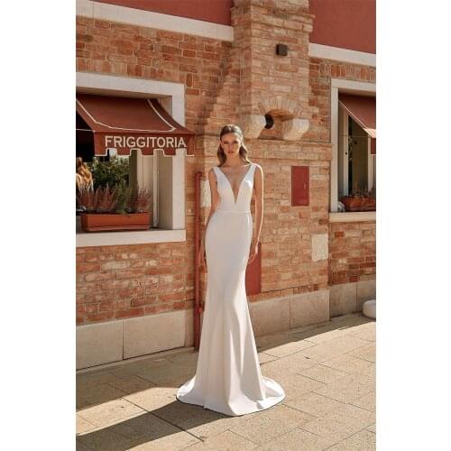 Sweep Train Deep V-Neck Sleeveless Bridal Gown Sheath Wedding Dress Satin Backless Elegant vestidos de mairee Wedding Dress